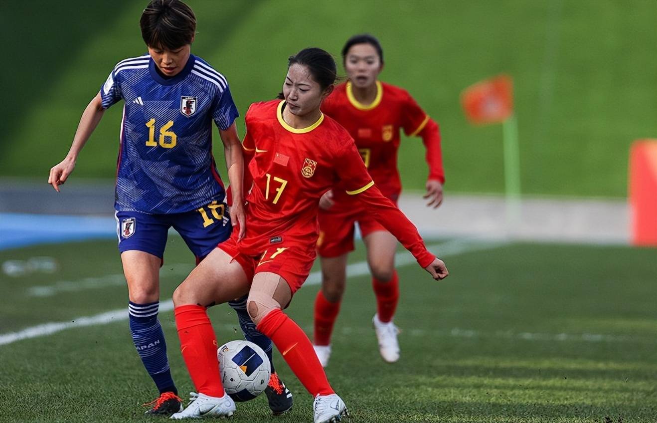 中国女足队员实力强劲，轻松获得比赛胜利的简单介绍