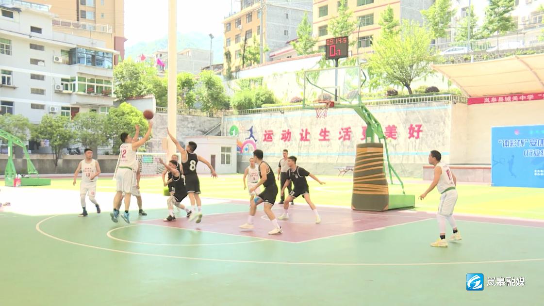 精彩表现赢得掌声阵阵，球员们尽展风采