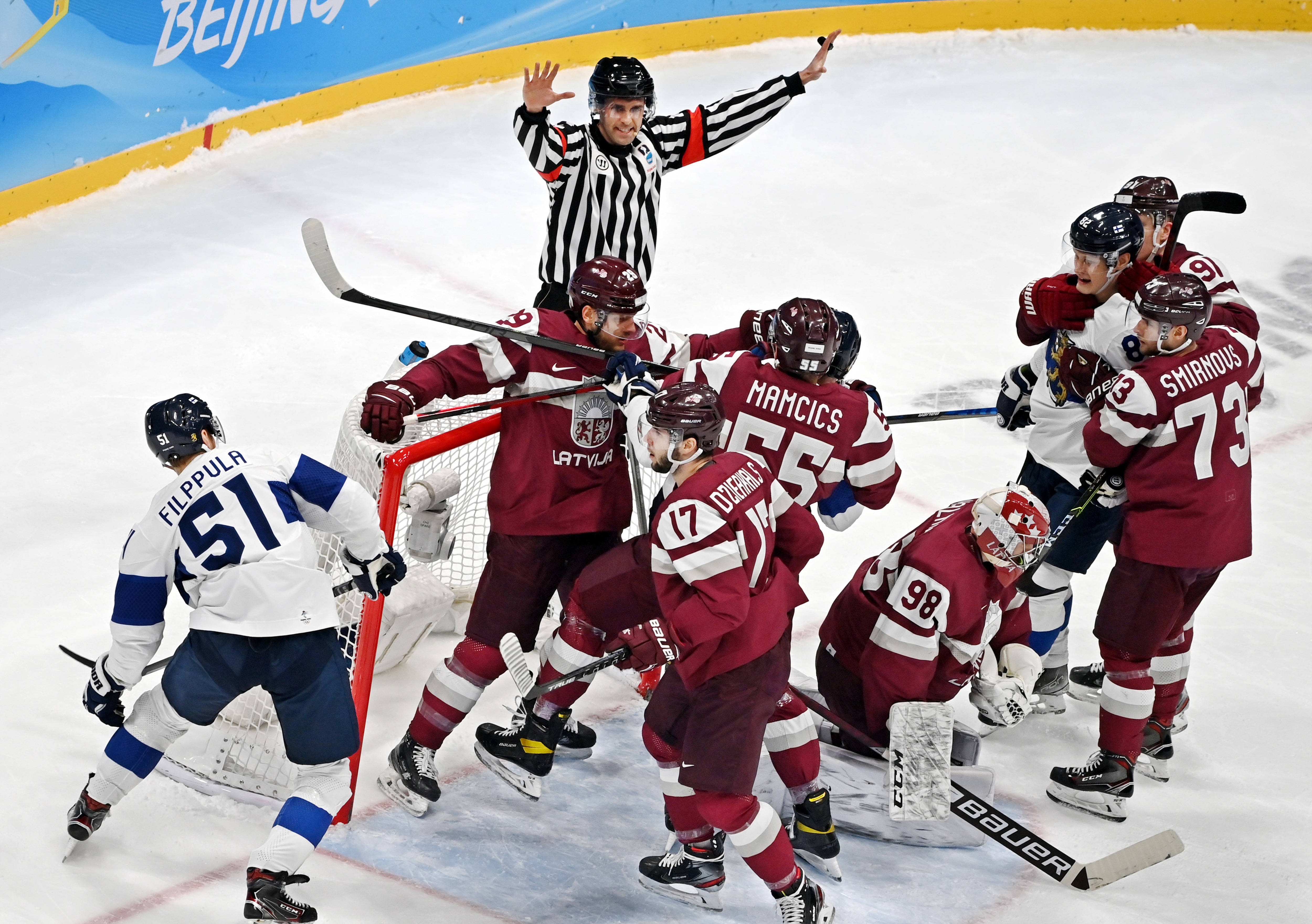 拉脱维亚队锐意进取,以坚定信念追求胜利 拉脱维亚队锐意进取,以坚定信念追求胜利