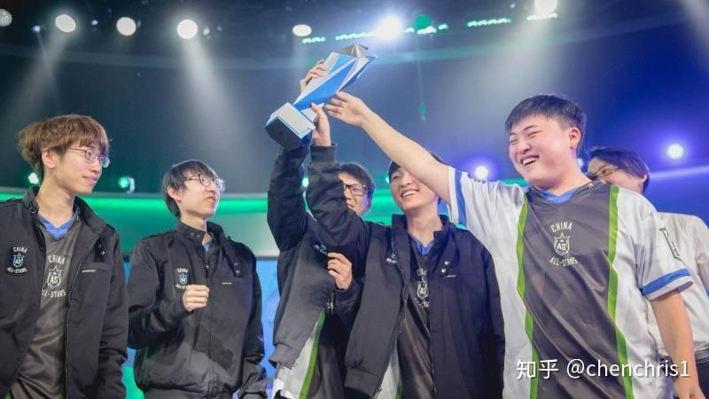 CLG翻盘EDG，Ming操刀奇招英雄翻盘八强赛2:1（北京）