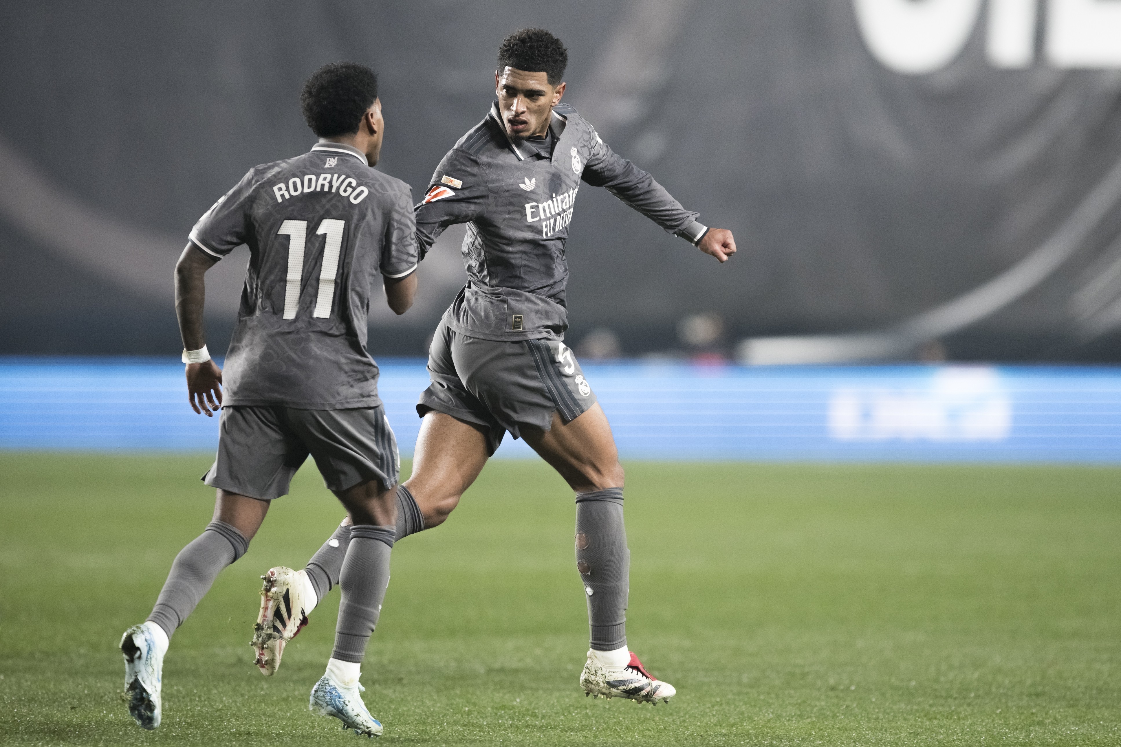 输球球队表现出色，全力以赴争胜