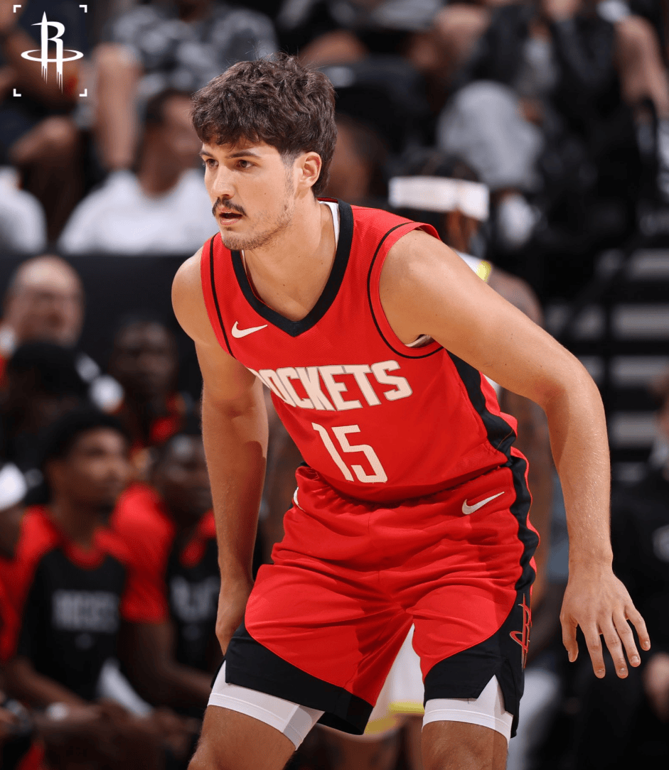 火箭客场击败马刺，终结两连败的简单介绍