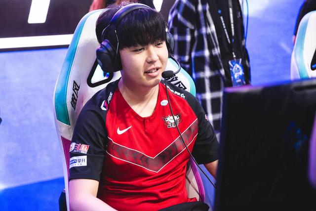 关于C9鏖战DRX，Kanavi送出助攻的信息