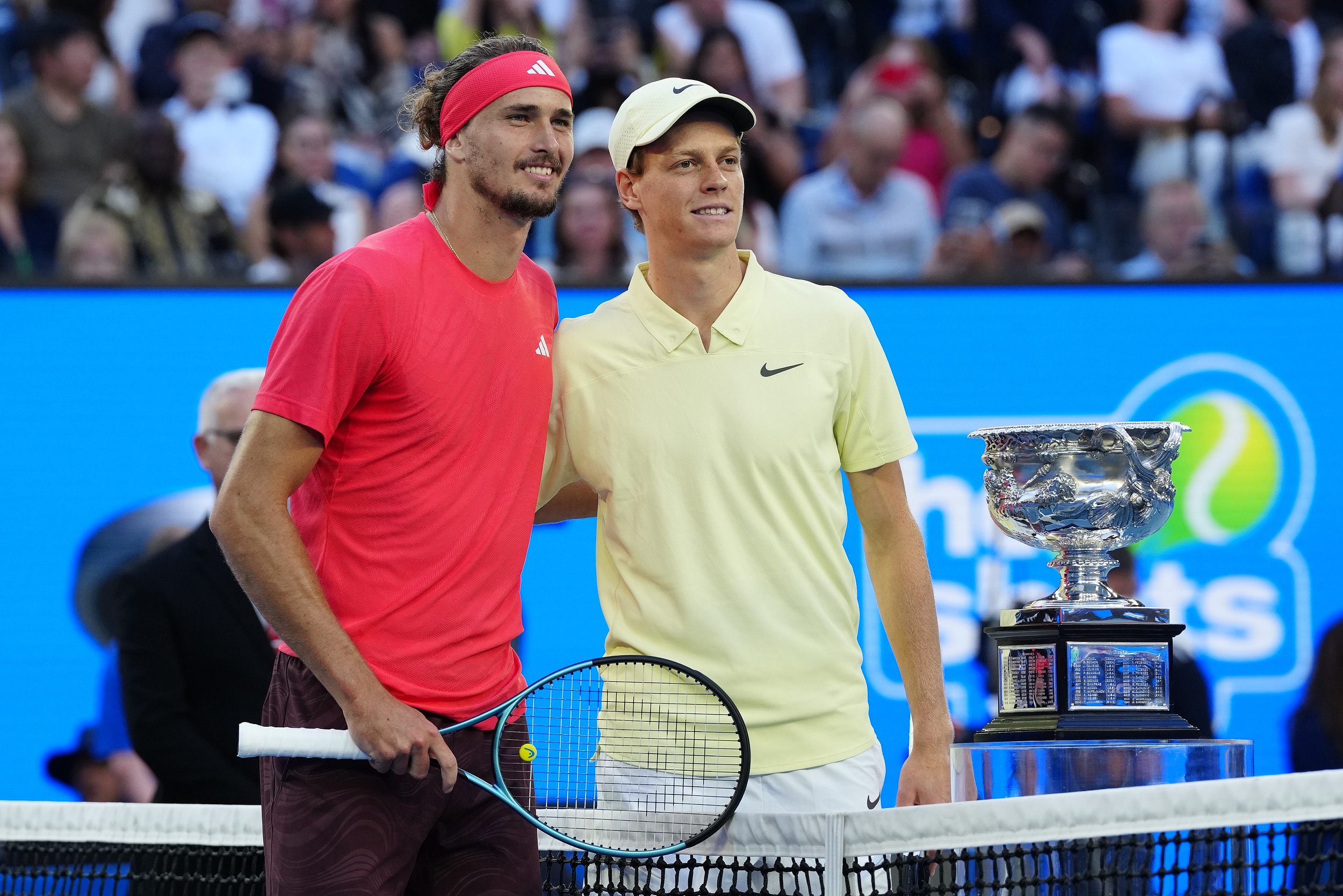 法国网球队碾压澳大利亚网球队，兹维列夫关键制胜的简单介绍